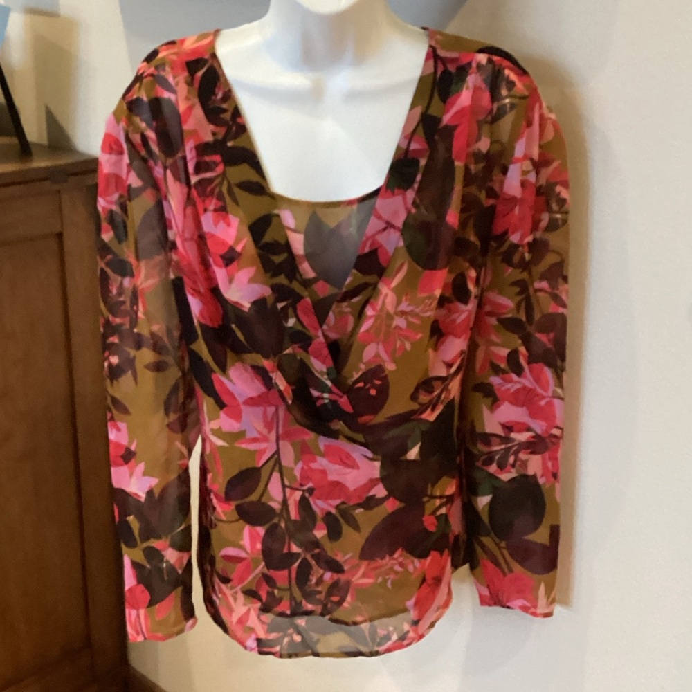 Floral V-Neck Sheer CAbi Women's Top